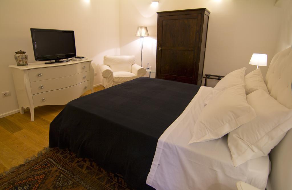 La Residenza Del Reginale Bed and Breakfast Syracuse Værelse billede